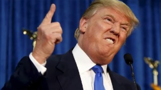 ক্ষমতায় এসেই ১০ হাজার মানুষকে চাকরিচ্যুত করলেন ডোনাল্ড ট্রাম্প