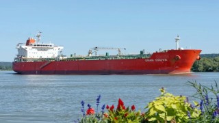 জ্বালানি তেল সরবরাহে চট্টগ্রাম বন্দরে ৩০ হাজার টন পৌঁছেছে