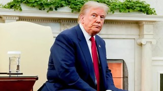 ডোনাল্ড ট্রাম্পের গাজাবাসীকে মিসর ও জর্দানে সরিয়ে নেয়ার প্রস্তাব