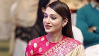 রাজনীতি নিয়ে যে আক্ষেপ মিমির