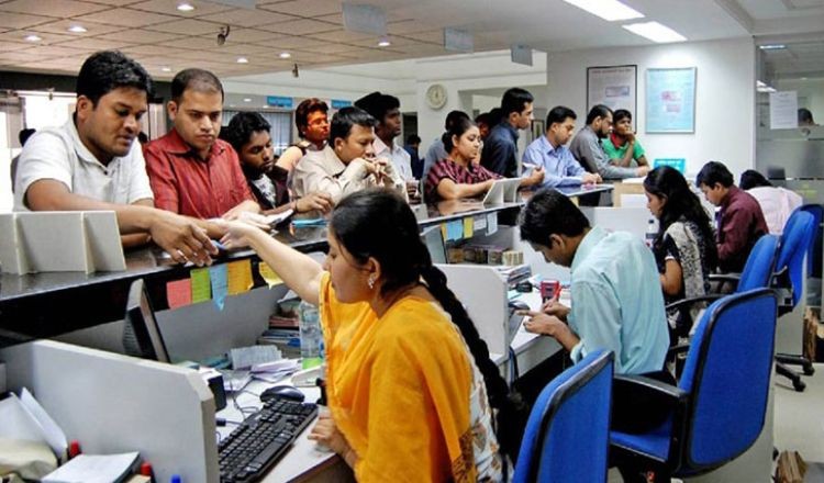 বাড়ল ব্যাংক লেনদেনের সময়